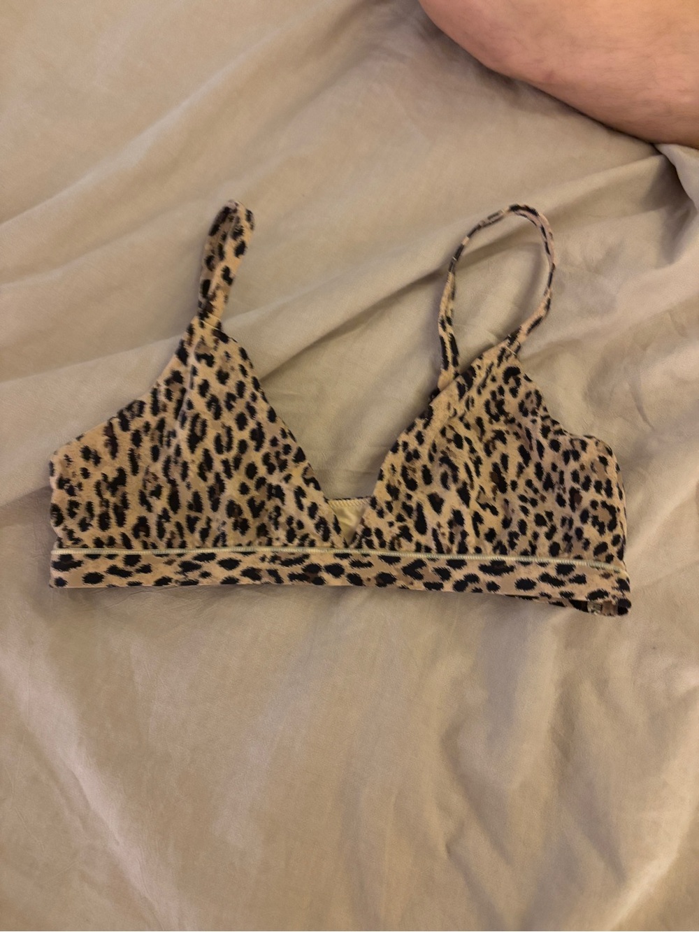 skims leopard triangle bralette large